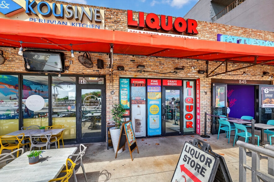 841 N Fort Lauderdale Beach Blvd, Fort Lauderdale, FL for sale - Building Photo - Image 2 of 15