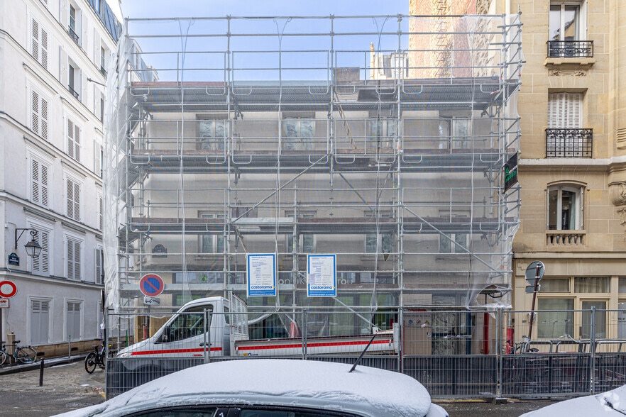 12 Rue Jacquemont, Paris à louer - Photo principale - Image 1 de 2