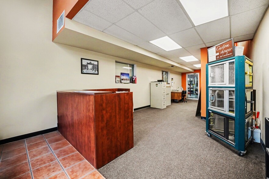 4640 Pecos St, Denver, CO à vendre - Photo intérieure - Image 2 de 14