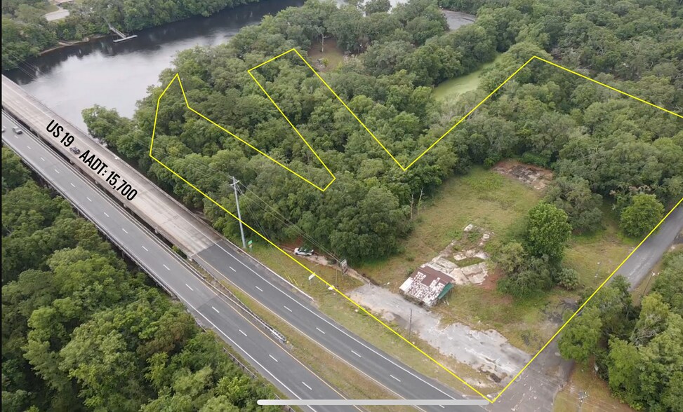 37 SE 989th St, Old Town, FL à vendre - Aérien - Image 1 de 8