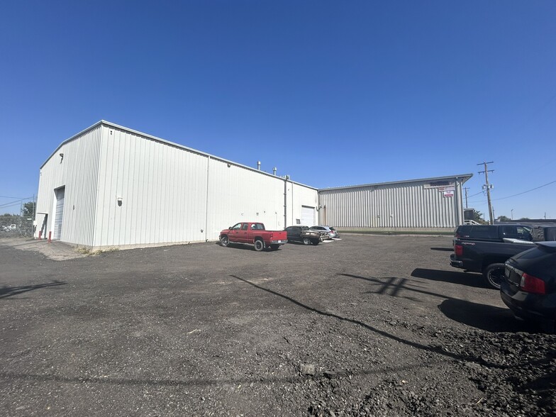 5151 E 56th Ave, Commerce City, CO for lease - Building Photo - Image 3 of 5