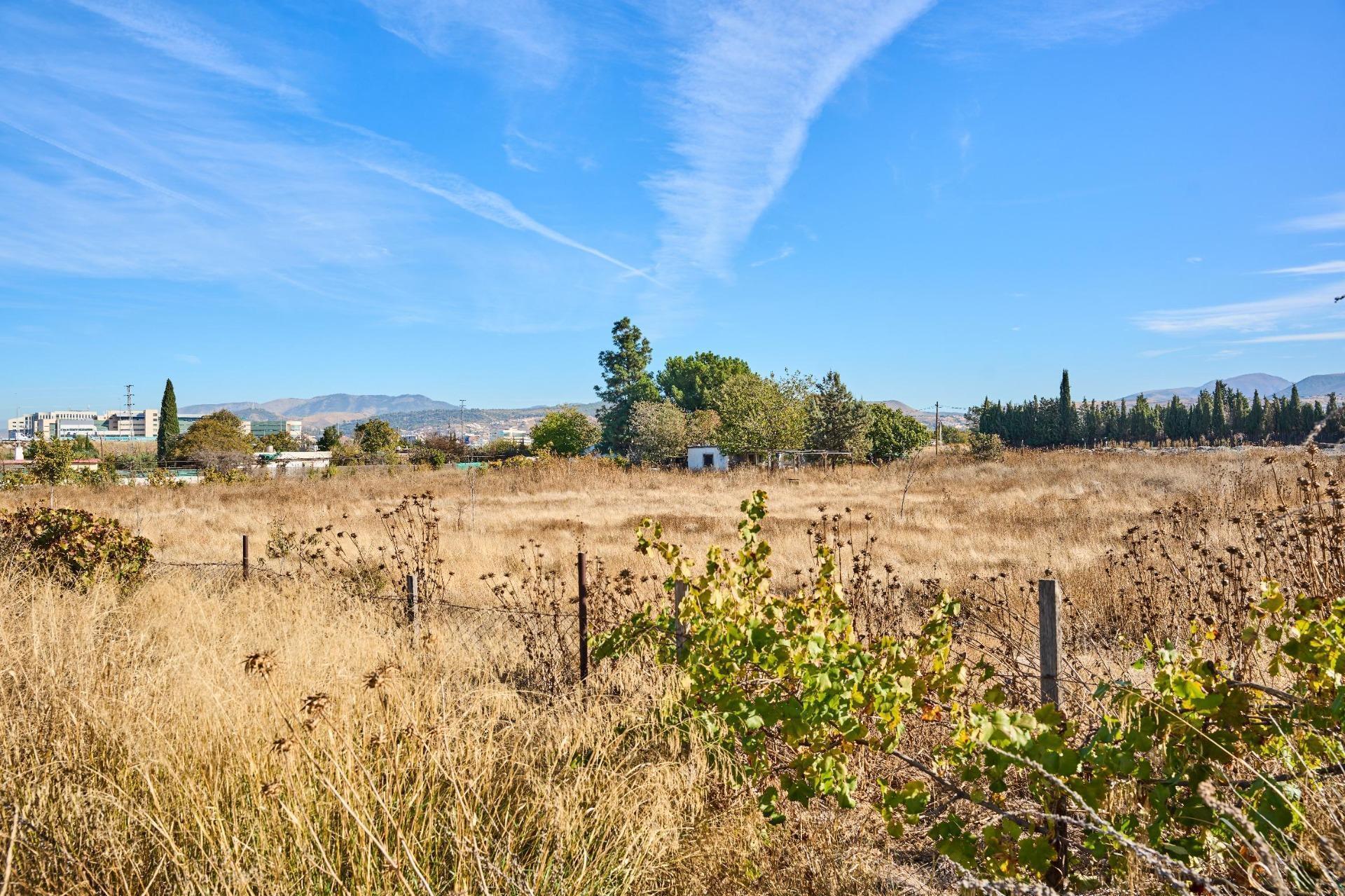 Land in Granada, Granada for sale Primary Photo- Image 1 of 9