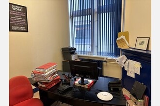 72 High St, Belfast for lease Interior Photo- Image 2 of 4