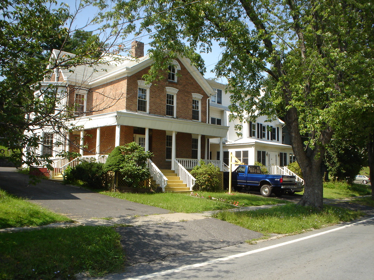 24 Ulster Ave, Walden, NY à vendre Photo principale- Image 1 de 1