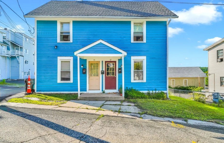 Watertown Multifamily Portfolio portefeuille de 8 propriétés à vendre sur LoopNet.ca - Photo du bâtiment - Image 2 de 15