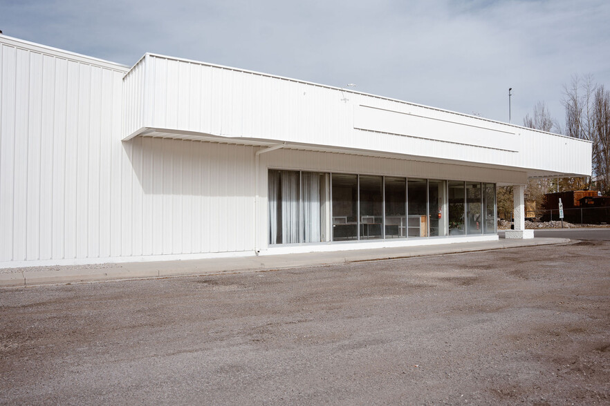 201 Ogden Ave, Ely, NV for sale - Building Photo - Image 3 of 17