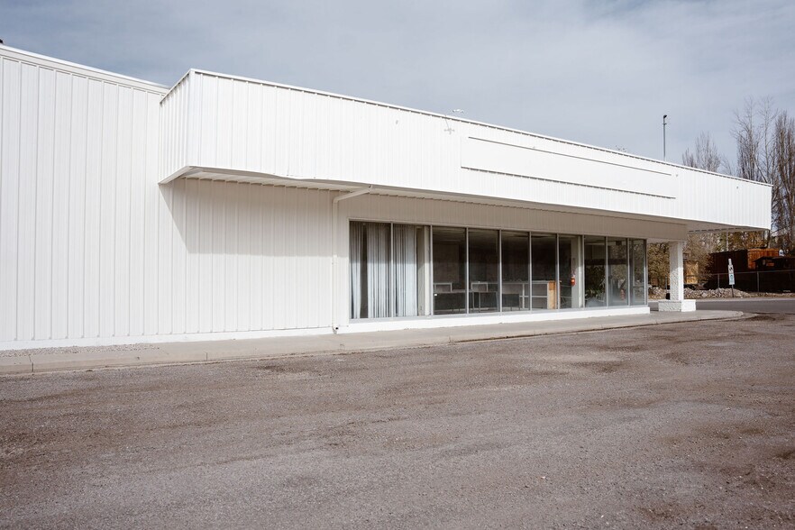 201 Ogden Ave, Ely, NV à vendre - Photo du bâtiment - Image 3 de 17