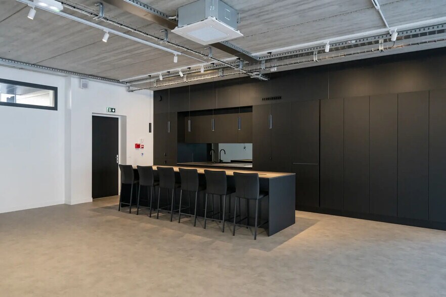 Bureau dans Reims à louer - Photo intérieure - Image 2 de 7