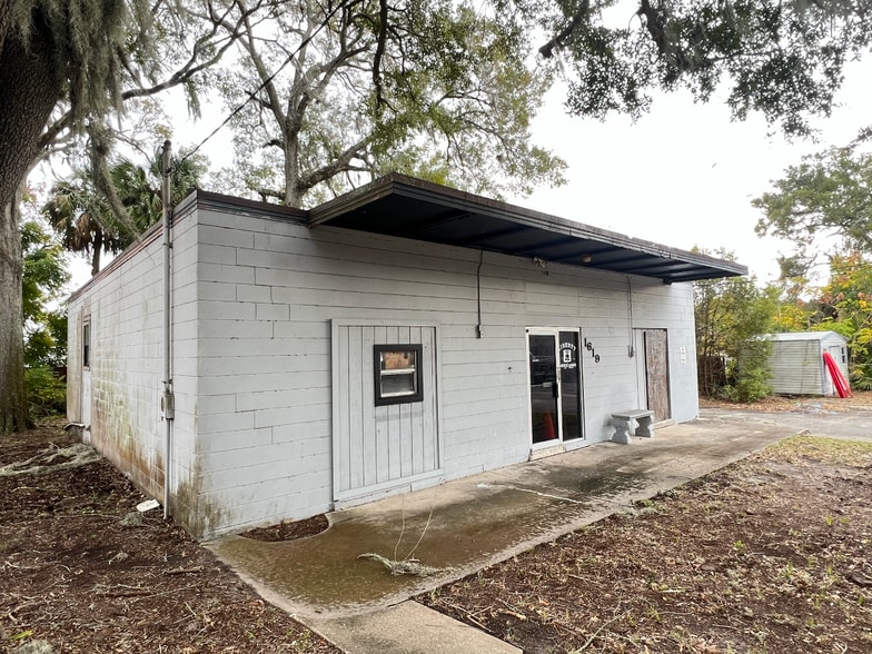 1619 Atlantic University Cir, Jacksonville, FL for sale - Building Photo - Image 3 of 7