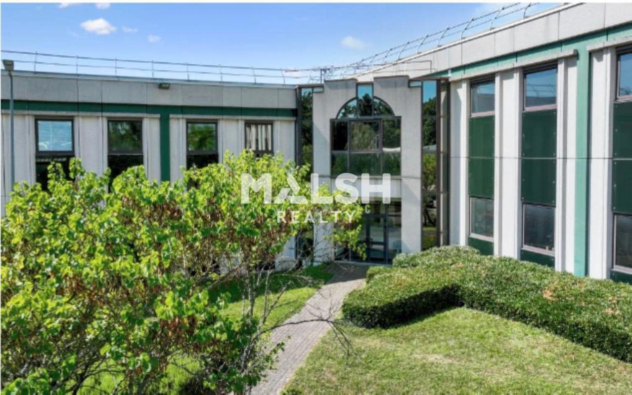 Office in Limonest for lease Building Photo- Image 1 of 20