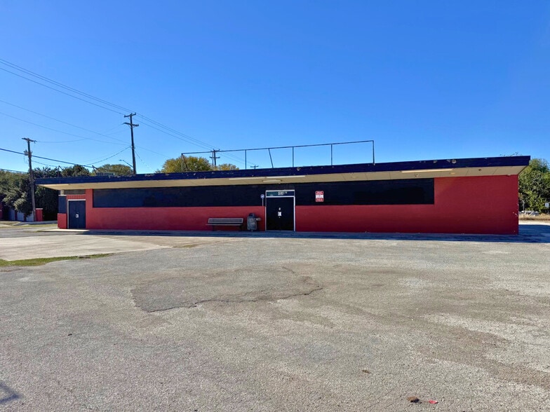 2423 Jamar St, San Antonio, TX for sale - Building Photo - Image 2 of 7