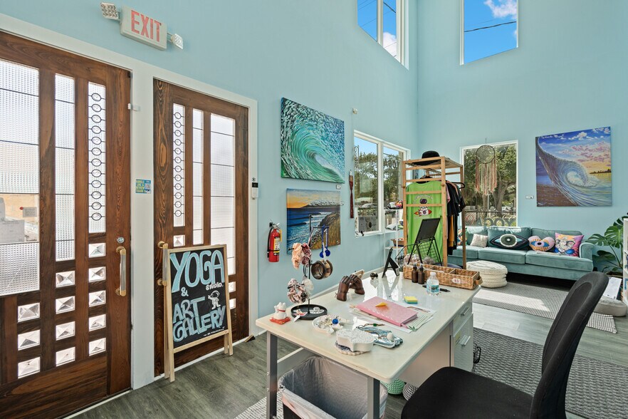 2006 Vernon Pl, Melbourne, FL à louer - Photo du bâtiment - Image 3 de 17