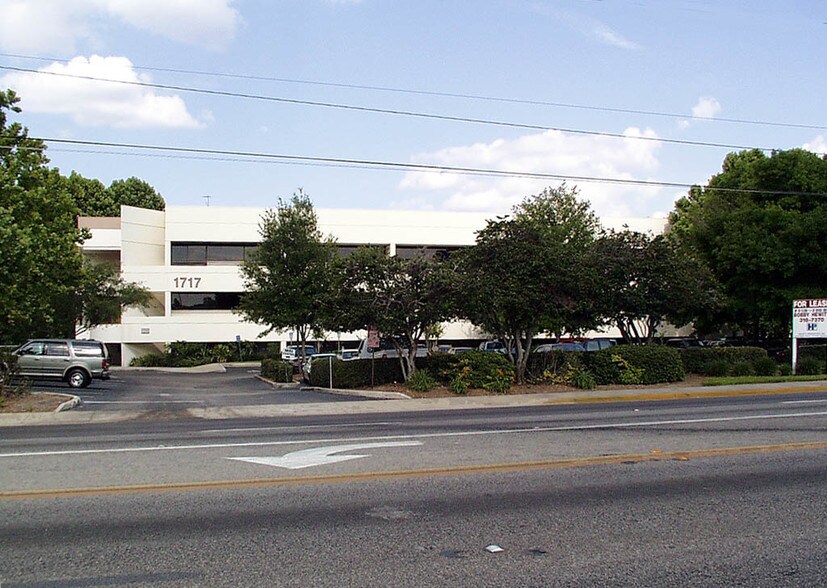 1717 S Orange Ave, Orlando, FL à louer - Photo du bâtiment - Image 2 de 8