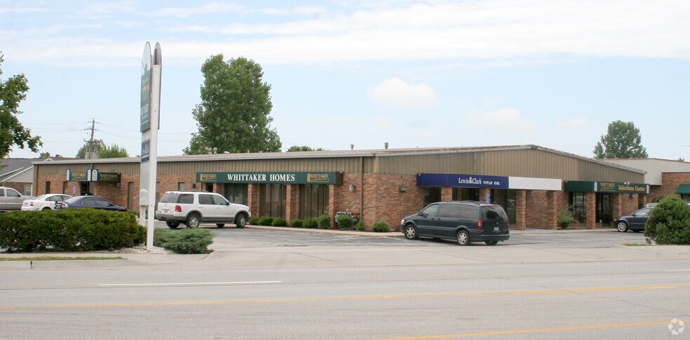 355 Mid Rivers Mall Dr, Saint Peters, MO à vendre - Photo du bâtiment - Image 2 de 6