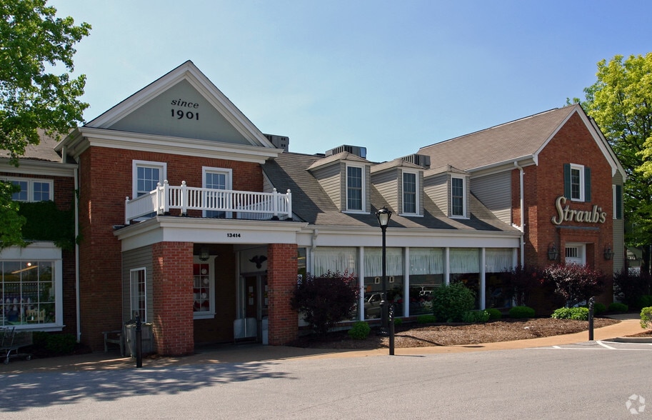 13402-13418 Clayton Rd, Saint Louis, MO for lease - Building Photo - Image 2 of 7
