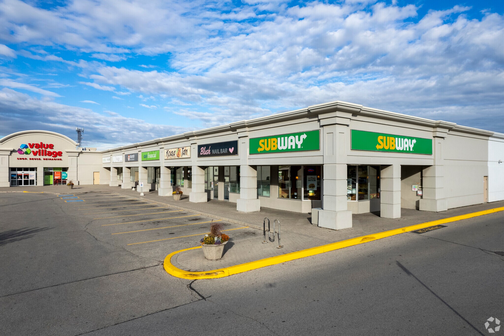 1020 Islington Ave, Toronto, ON à vendre Photo principale- Image 1 de 1