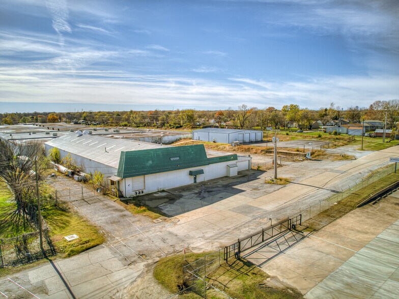 6924 E Reading Pl, Tulsa, OK à vendre - Photo du bâtiment - Image 1 de 12
