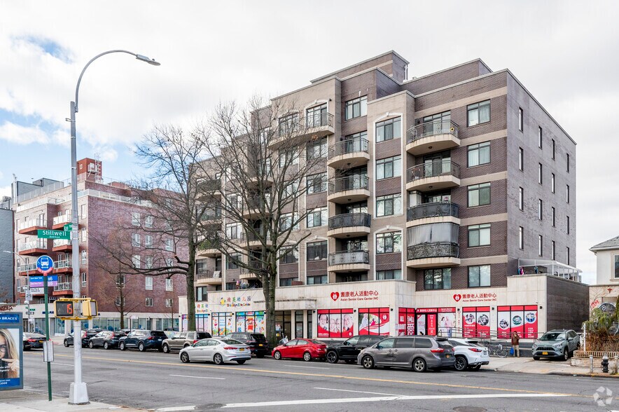 7516 Bay Pky, Brooklyn, NY à vendre - Photo du bâtiment - Image 3 de 6