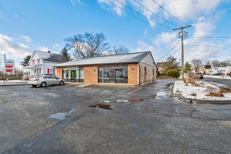 776 Springfield St, Feeding Hills, MA for sale - Building Photo - Image 1 of 1