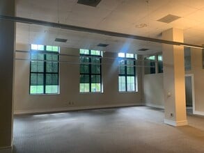 48-50 W Chestnut St, Lancaster, PA for lease Interior Photo- Image 1 of 16
