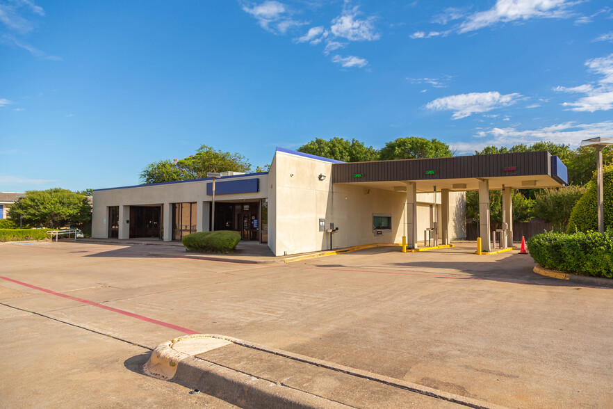 6801 S Hulen St, Fort Worth, TX for lease - Building Photo - Image 1 of 3