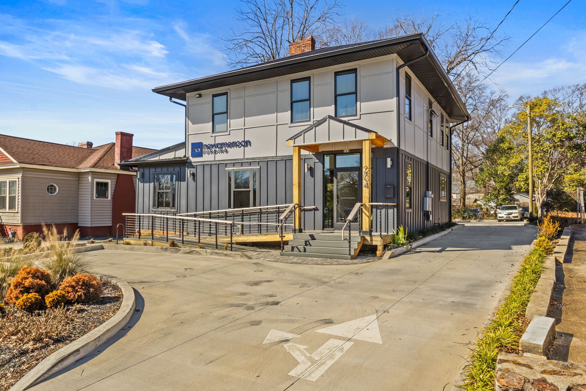 204 Mills Ave, Greenville, SC à vendre Photo principale- Image 1 de 25