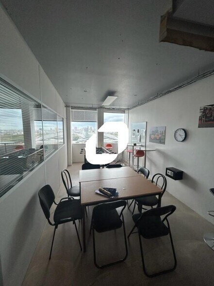 Office in Pantin for lease - Interior Photo - Image 3 of 13