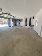 4 Turner St, Brunswick, ME for lease Interior Photo- Image 2 of 7