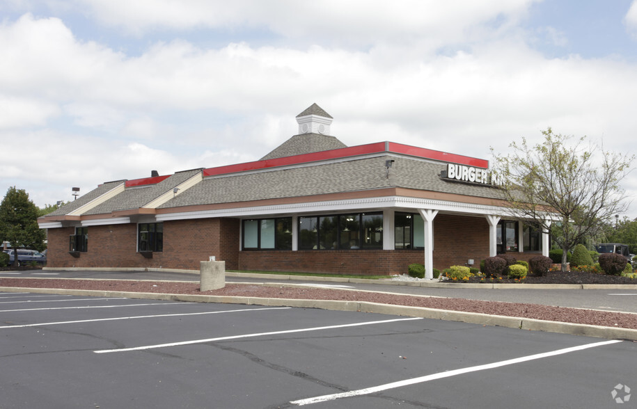 173 Route 70, Medford, NJ for lease - Building Photo - Image 2 of 7