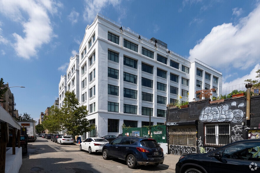 55 Hope St, Brooklyn, NY for lease - Building Photo - Image 2 of 4