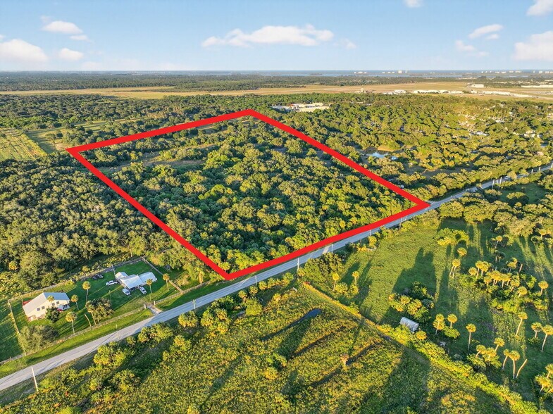 6102 Saint Lucie Blvd, Fort Pierce, FL à vendre - Aérien - Image 1 de 6