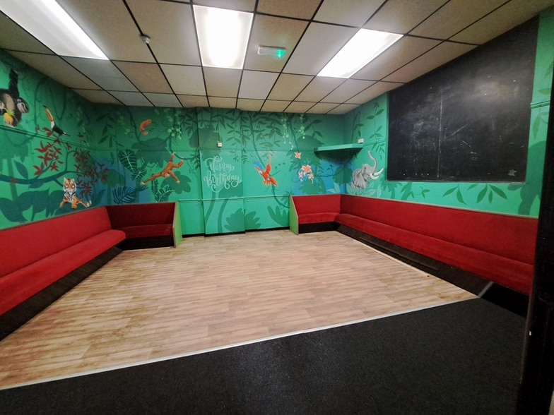 Cheapside, Manchester for sale - Interior Photo - Image 2 of 3