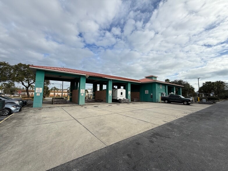1291 Lake Washington Rd, Melbourne, FL à louer - Photo du bâtiment - Image 3 de 4