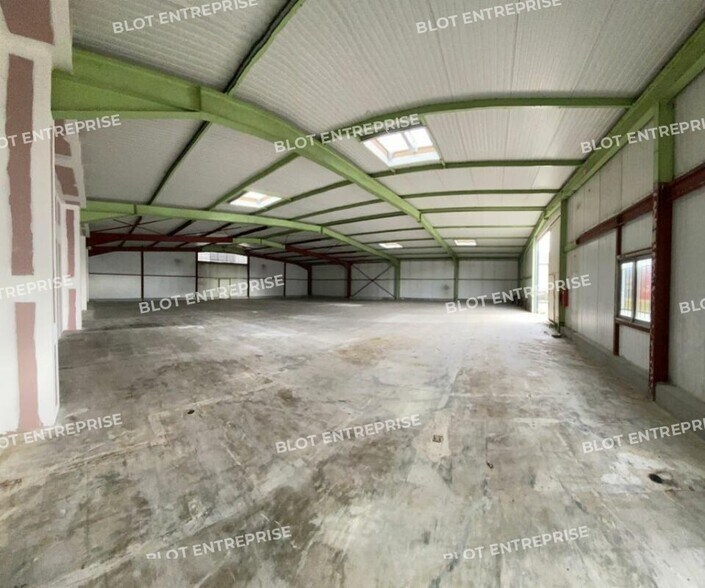 Flex dans Saint-Grégoire à louer - Photo du bâtiment - Image 2 de 4