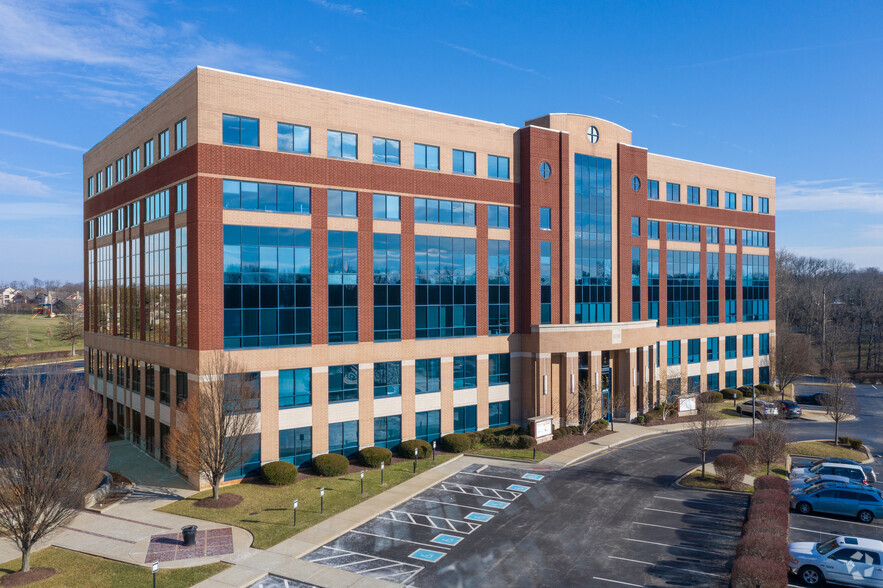 10350 Ormsby Park Pl, Louisville, KY for lease - Building Photo - Image 1 of 4