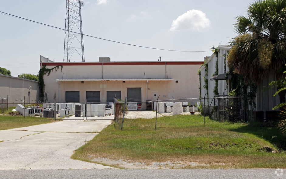 44 Ross Rd, Savannah, GA à vendre - Photo du bâtiment - Image 1 de 2