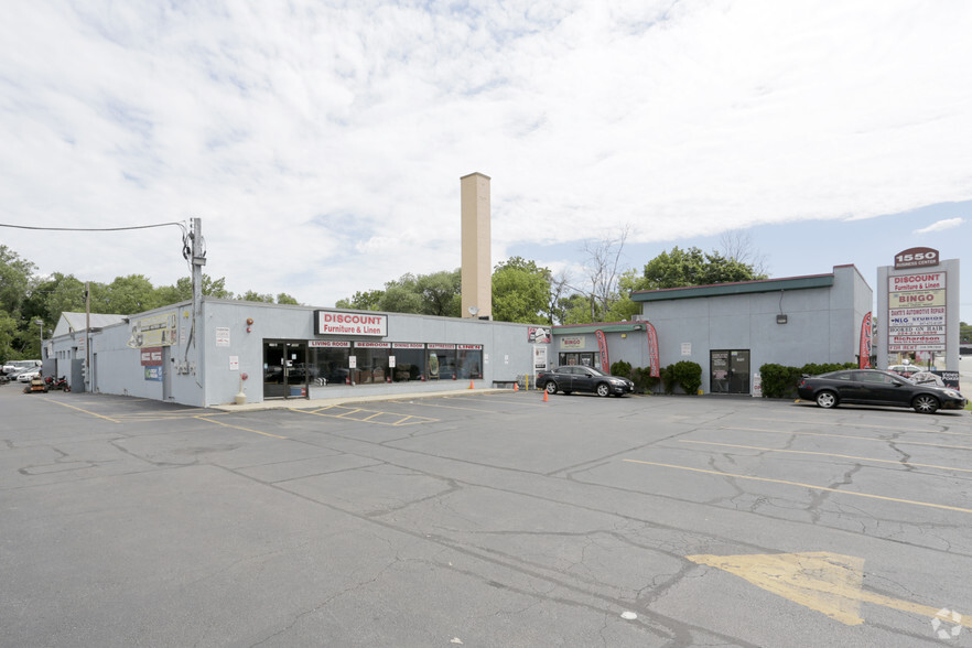 1550 Grand Ave, Waukegan, IL for sale - Primary Photo - Image 1 of 1