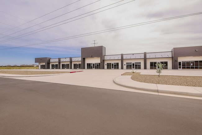 Plus de détails pour 10617 University Ave, Lubbock, TX - Commerce de détail à louer