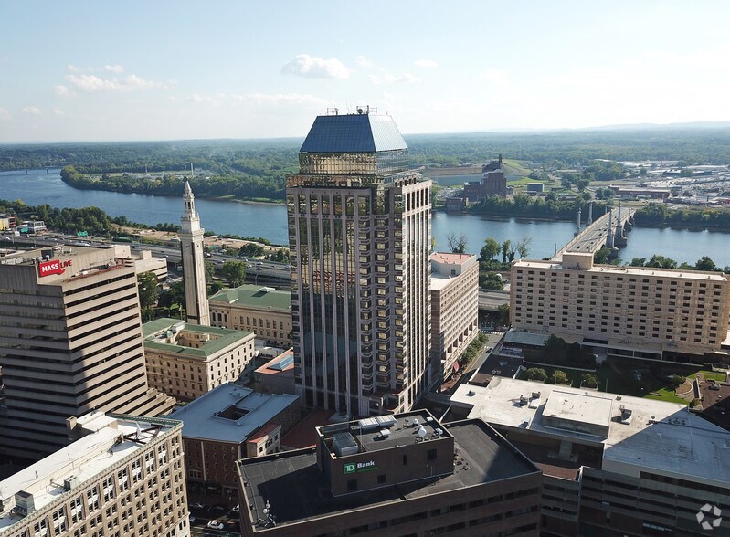 1 Monarch Pl, Springfield, MA à louer - Photo du bâtiment - Image 1 de 8