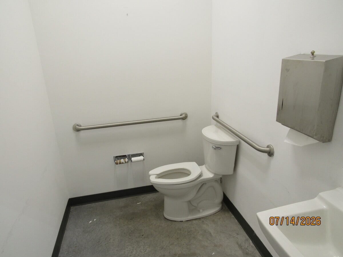 16000 Old 41 N, Naples, FL 34110 - Unit 205 - - Interior Photo - Image 1 of 4