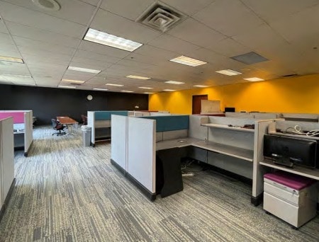 5550 Upper 147th St W, Apple Valley, MN for sale Interior Photo- Image 1 of 3