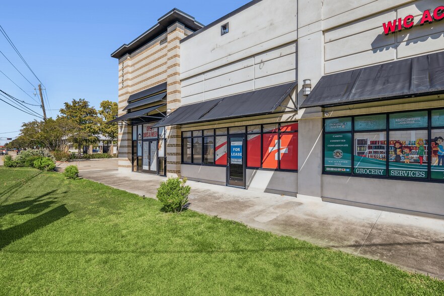 3525-3531 Broadway St, Pearland, TX à louer - Photo du bâtiment - Image 2 de 5