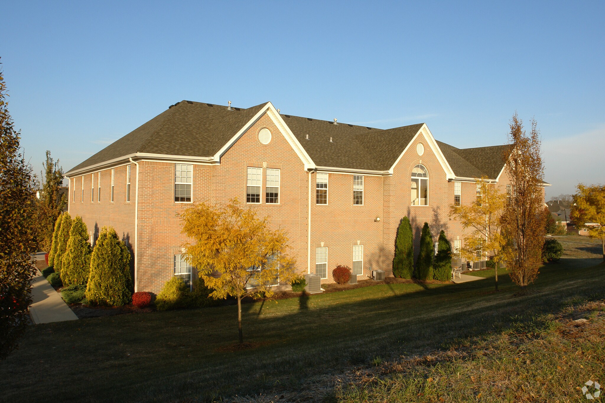 3220 Office Pointe Pl, Louisville, KY à vendre Photo principale- Image 1 de 31