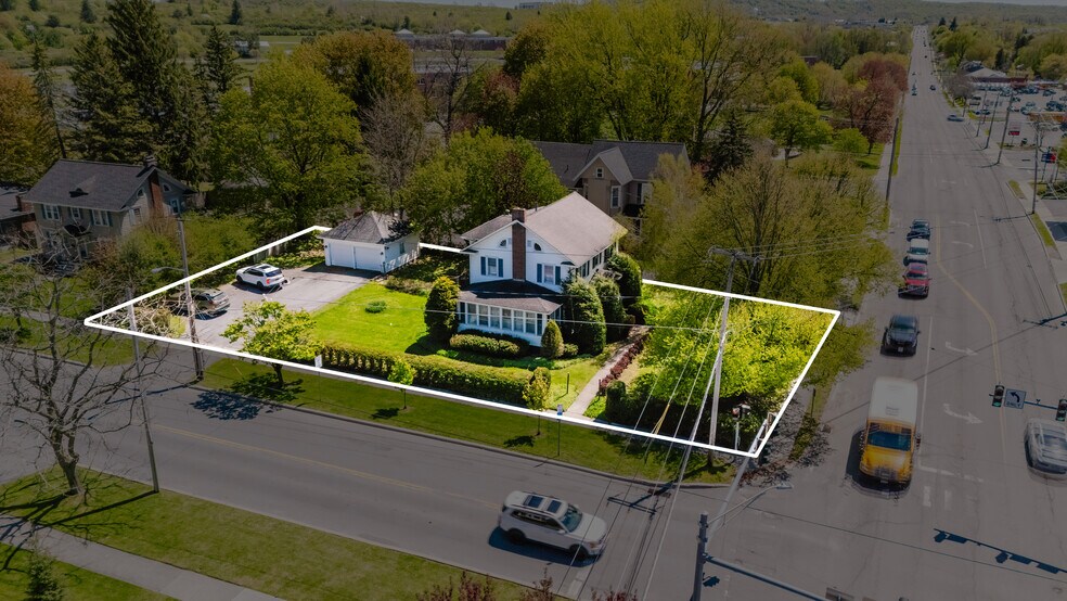 1201 Washington St, Watertown, NY à vendre - Photo du bâtiment - Image 3 de 36