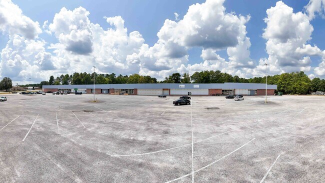 Plus de détails pour 763 Highway 28 Byp, Abbeville, SC - Commerce de détail à vendre