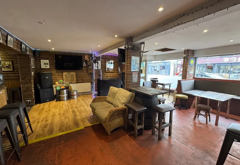 48 Oxford St, Kidderminster for sale - Interior Photo - Image 2 of 8