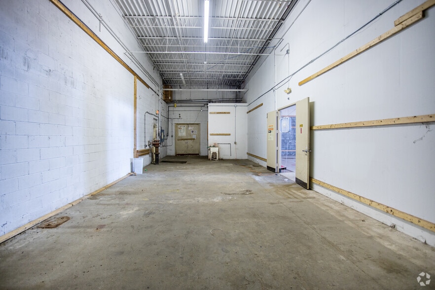 16 Demars Blvd, Tupper Lake, NY for sale - Interior Photo - Image 3 of 15