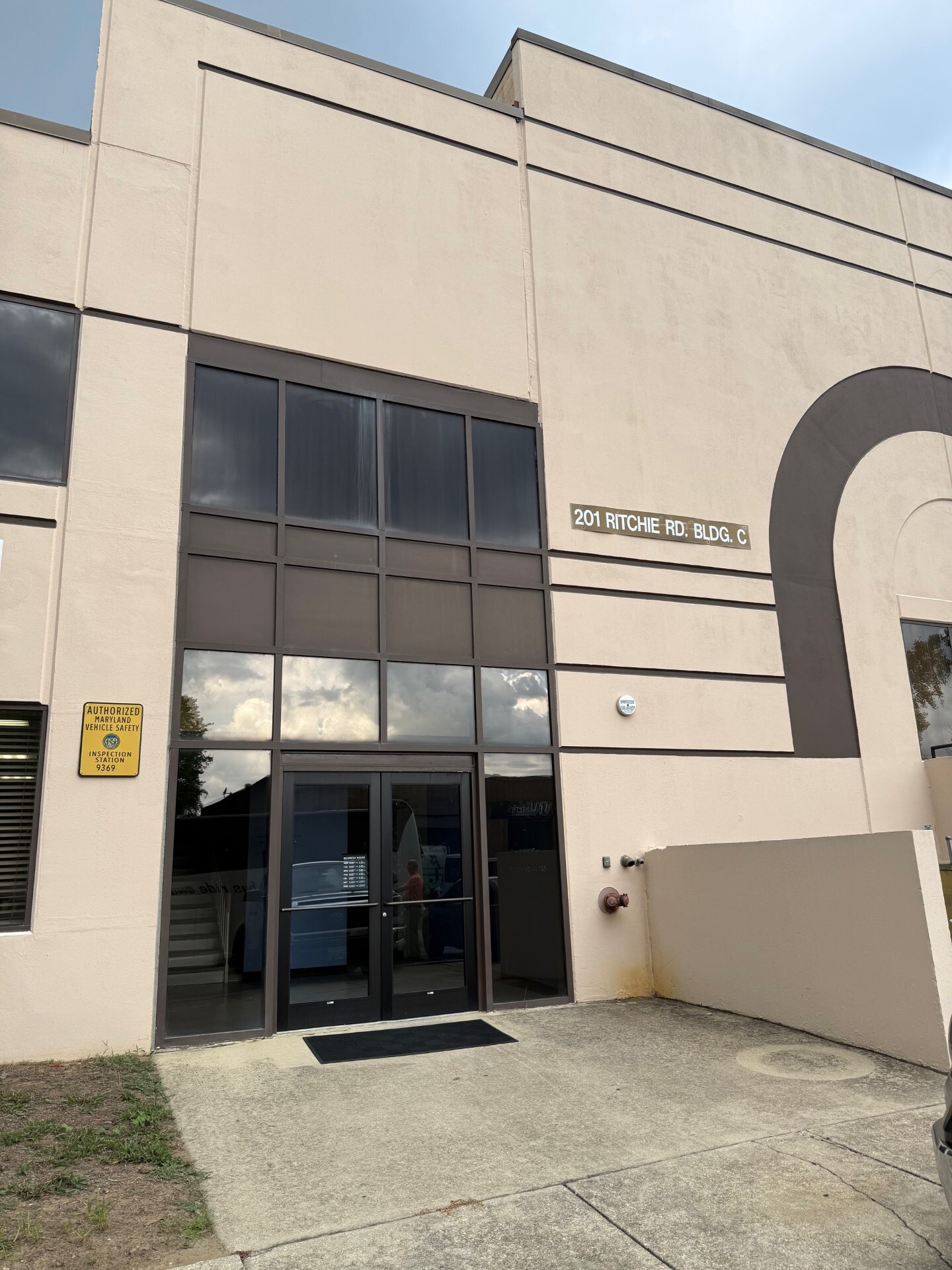 201 Ritchie Rd, Capitol Heights, MD for lease Interior Photo- Image 1 of 3