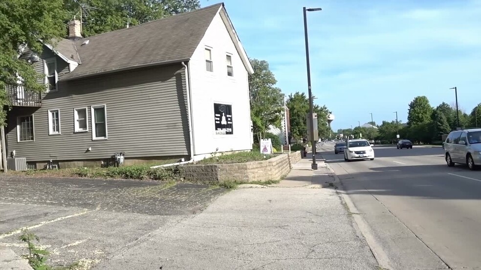 231 N Milwaukee Ave, Wheeling, IL for sale - Commercial Listing Video - Image 1 of 1