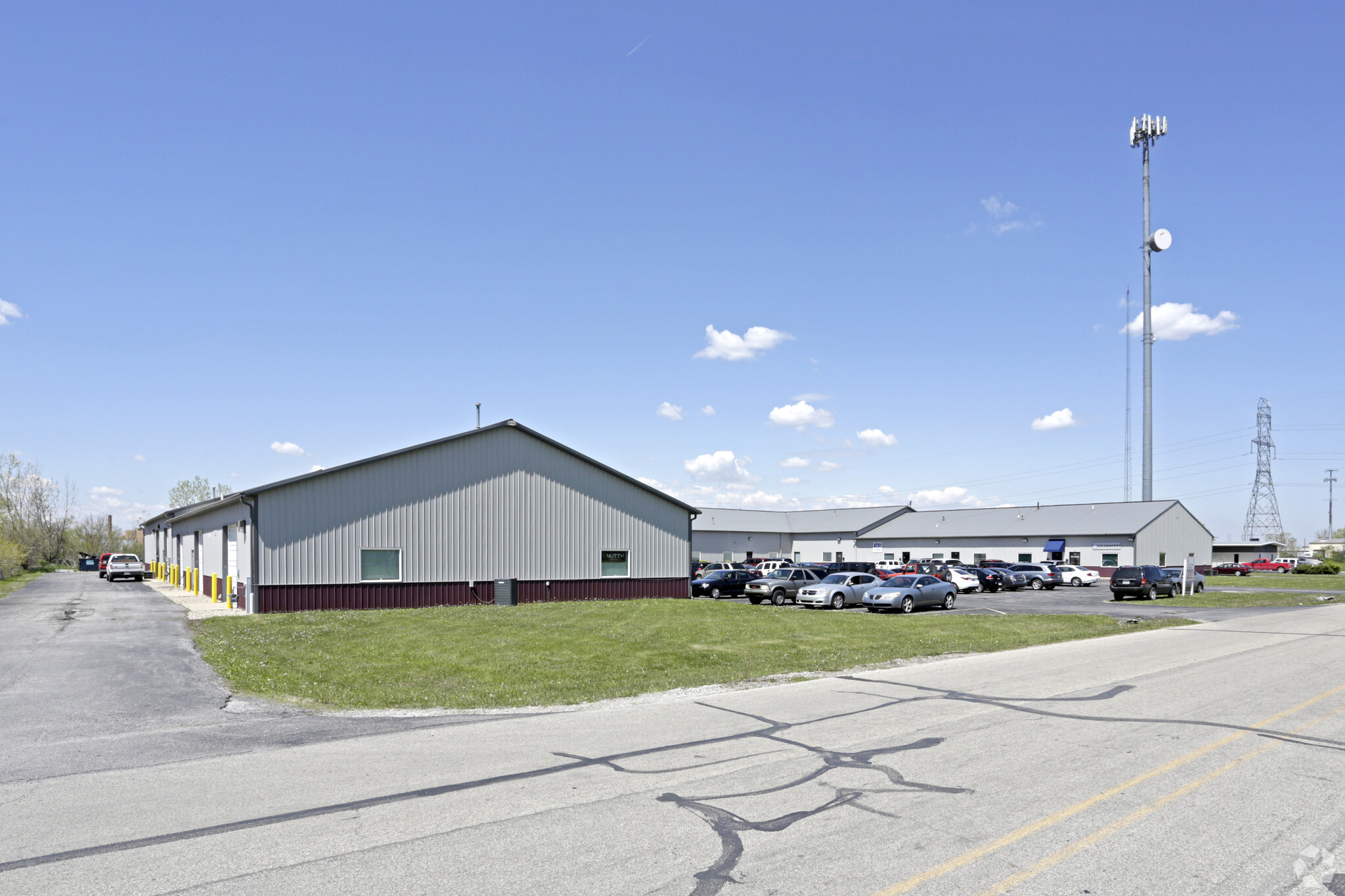 8762 Louisiana St, Merrillville, IN for lease Building Photo- Image 1 of 5